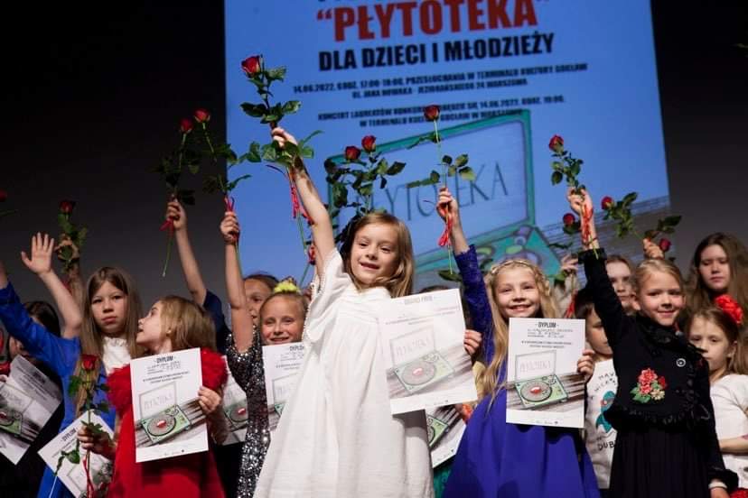 Laureaci IV Ogólnopolskiego Festiwalu Piosenki Polskiej "Płytoteka"