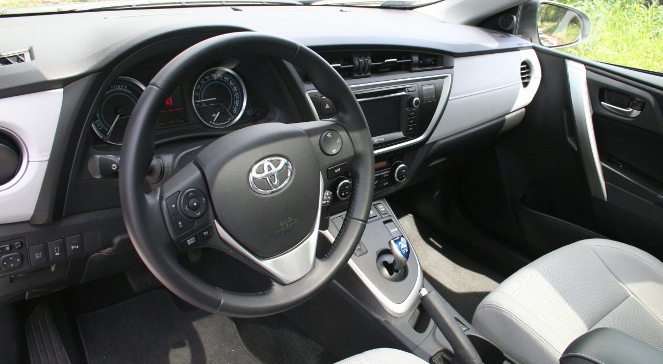 Toyota Auris - test samochodu
