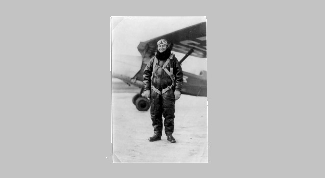 Janina Lewandowska z d. Dowbor-Muśnicka we wrześniu 1939 r. dołączyła do rzutu kołowego Bazy Lotniczej Nr 3, którym dowodził oficer ewidencyjny 3 Pułku Lotniczego kpt. pil. Józef Sidor. Wkrótce wraz z innymi lotnikami trafiła do niewoli sowieckiej. 