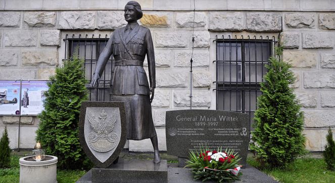 Pomnik Marii Wittek w Muzeum Wojska Polskiego w Warszawie