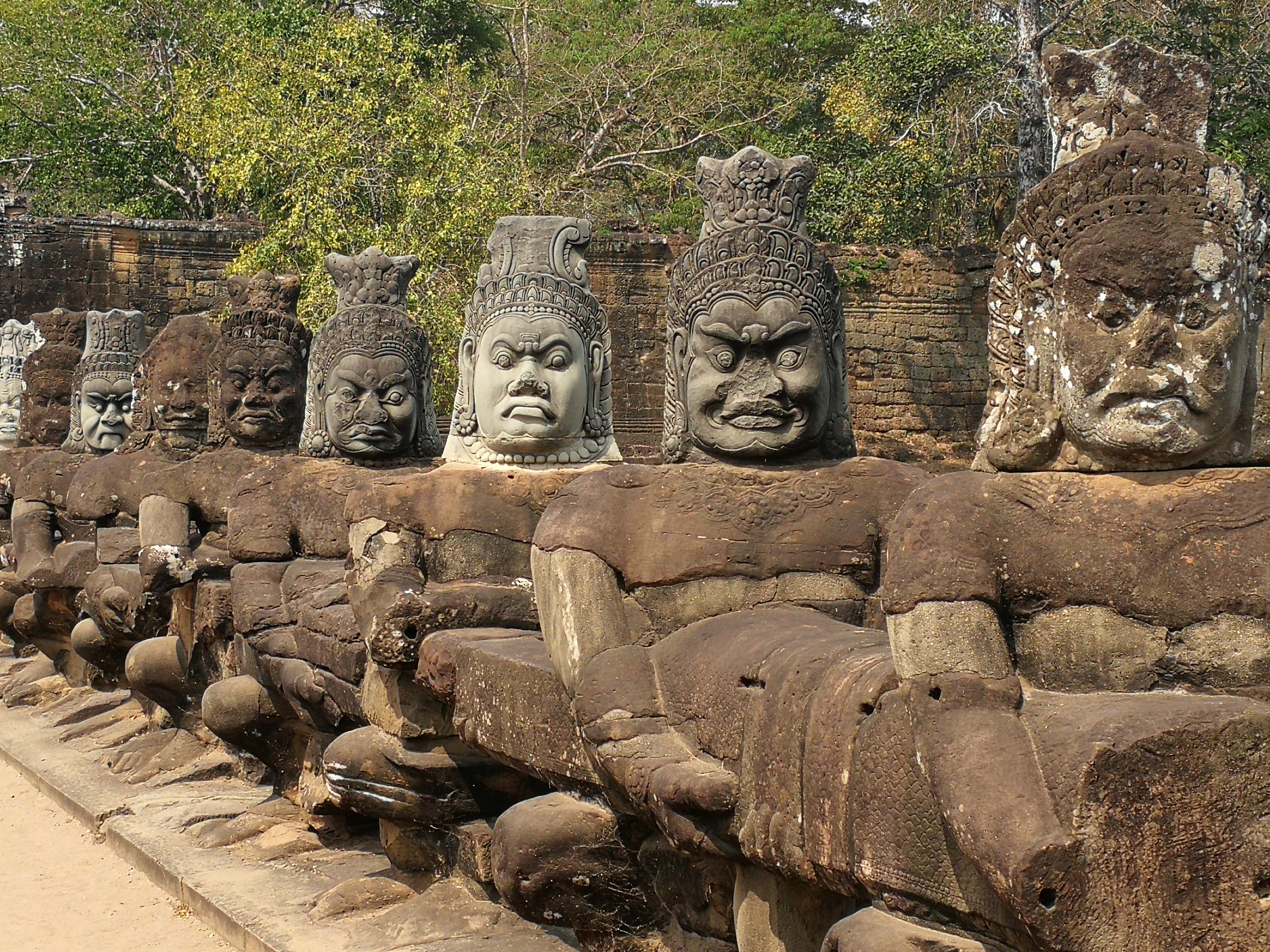 Tomasz Gorazdowski w świątyni Angkor Wat